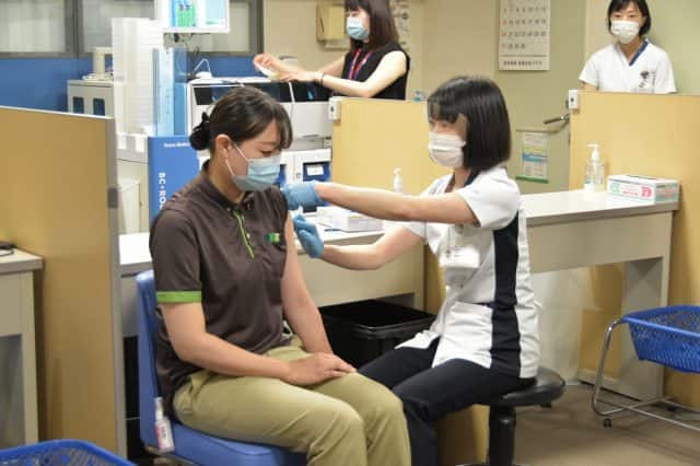 東急グループでは、東急病院が中心となって新型コロナウイルスワクチンの職域接種を進めた