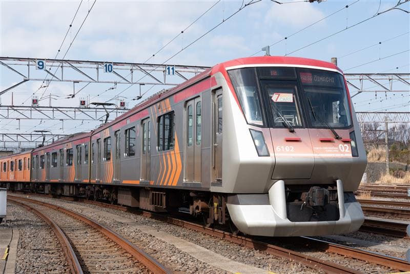 6000系