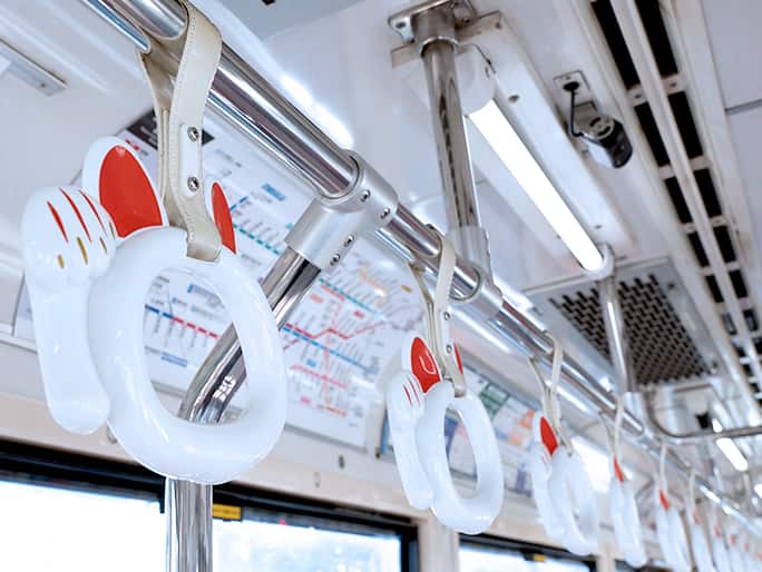 幸福の招き猫電車