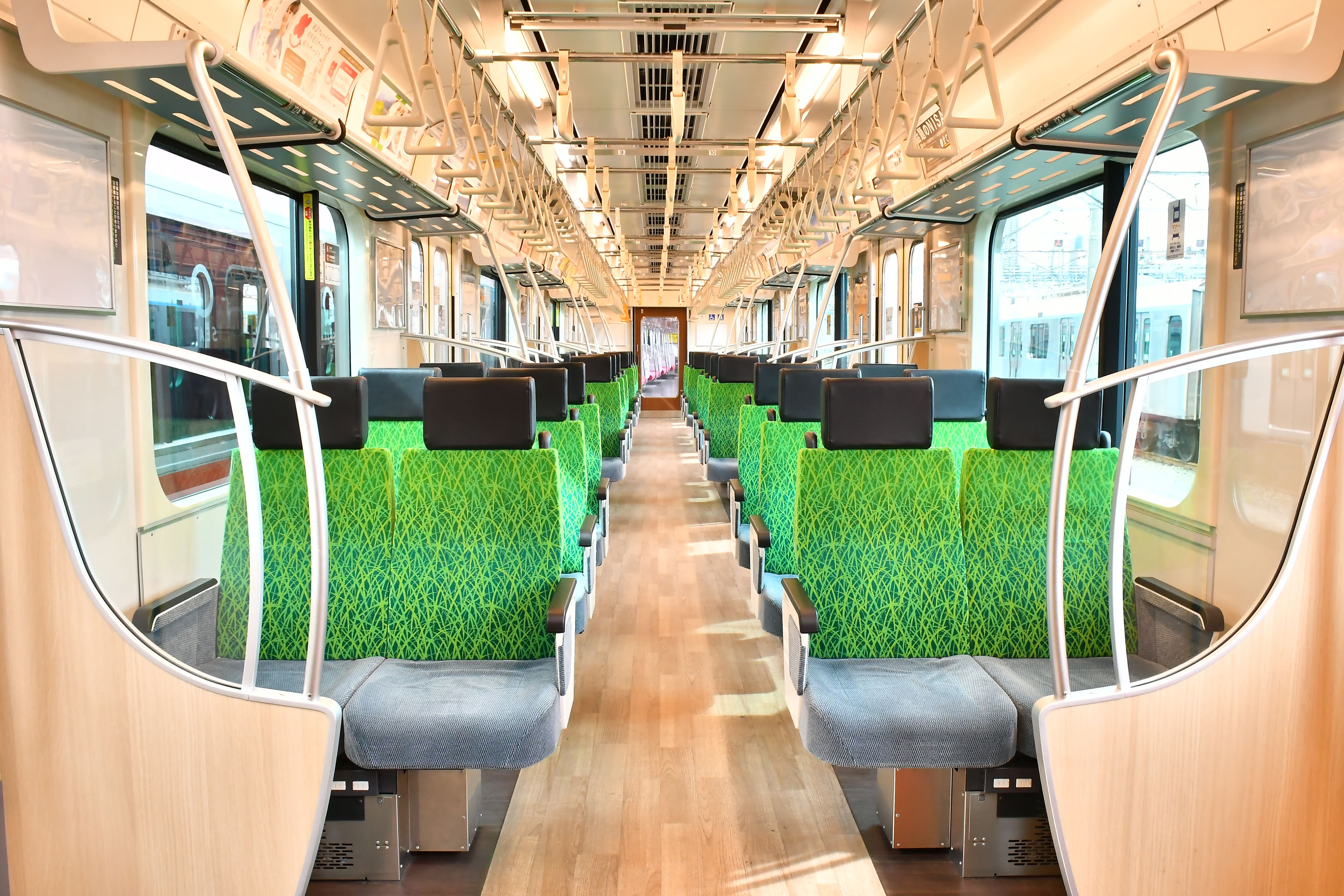Q SEAT 車内写真 落ち着いた車内環境